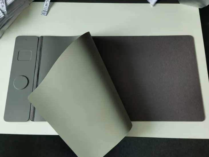 Verdiac Magnetic Wireless Charging Mouse Pad